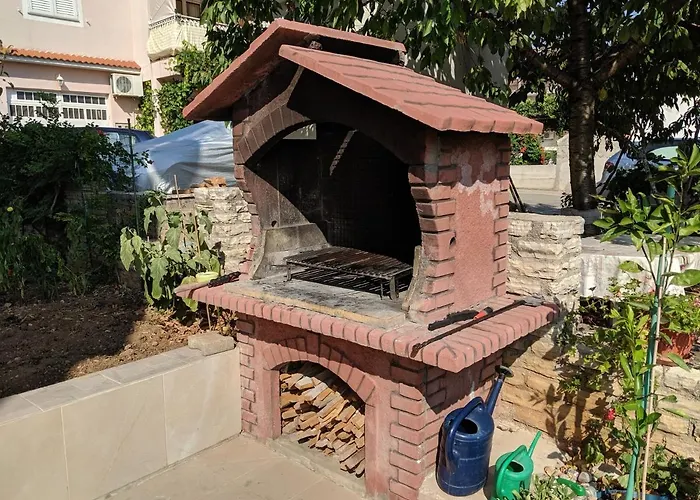 With Parking Space - 18428 Apartman